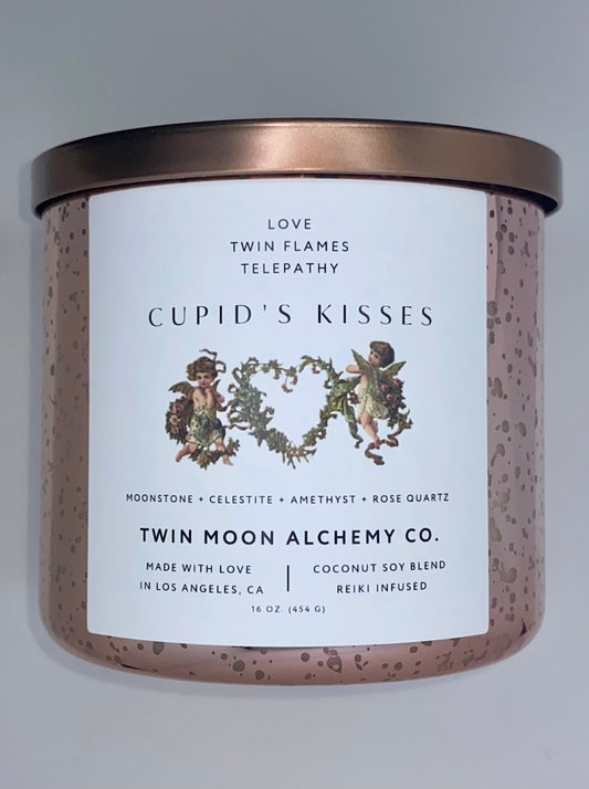 CUPID’S KISSES- 16 oz Valentine’s Day Candle
